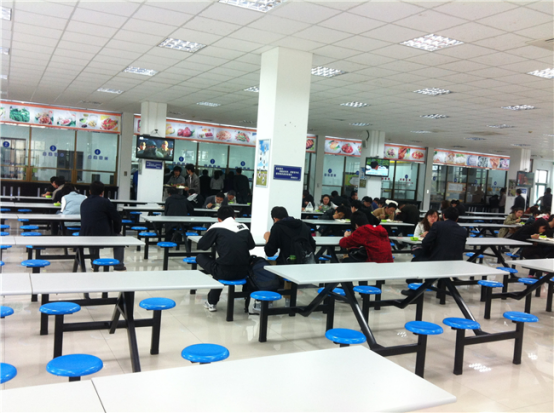 食堂承包讓企業(yè)輕裝上陣，提高競(jìng)爭(zhēng)力